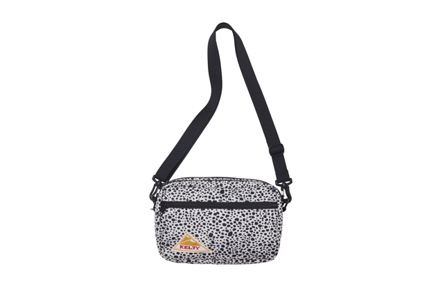 3259259424_DP RECTANGLE ZIP SHOULDER_Beige Dalmatian.jpg