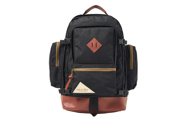 3259266025_CLASSIC WING_Black_01.jpg